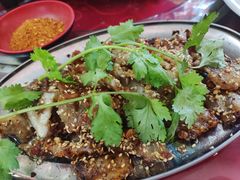 -香猪美食(中心店)