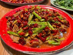 -先启半步颠小酒馆(白麓里店)
