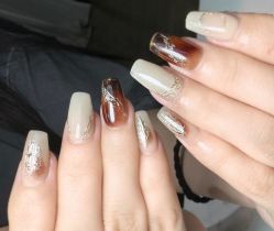 -爱纶美·美甲美睫半永久