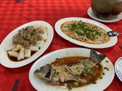 -先鲜鲫鱼粥