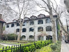 -穹六人间 people 6(岳阳路店)