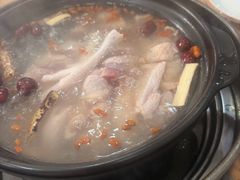 -濠轩阁特色生蚝火锅(水湾路店)