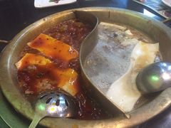 -怡品川宇火锅(宝立方店)