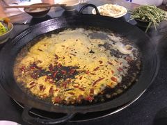 -苟味道老火锅(黄桷坪店)