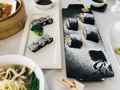 雪中送炭-海湾壹品·粤菜·早茶·烤鸭(拱北店)