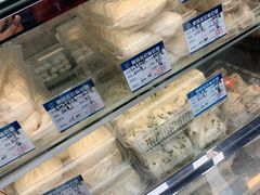 零售区-白玉兰传统小吃
