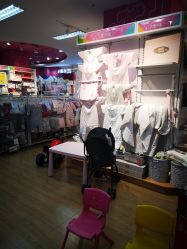 -孩子王(奥克斯广场店)