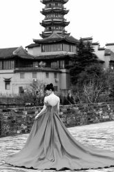 -雪中彩影婚纱摄影·微光艺术中心