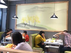 大堂-古乐牛香·鲜牛肉牛杂火锅(吴江三里桥运东商业广场店)