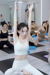 -亚太瑜伽普拉提学院
