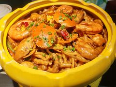 -多嘴超级肉蟹煲(杉杉国潮主题店)