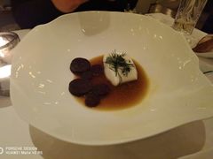 法国银鳕鱼配炖煮蔬菜和黑松露-Jean Georges