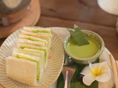 -拾光音乐餐酒吧(告庄星光夜市店)