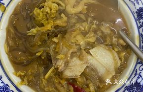 Stewed Pork with Pickled Cabbage and Vermicelli