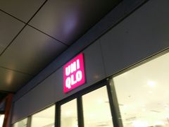 -优衣库(上海金桥国际商业广场店)