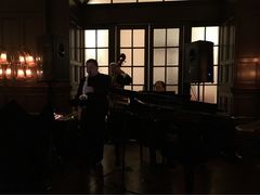 iphone_upload_pic-LONG BAR 廊吧(外滩华尔道夫酒店)