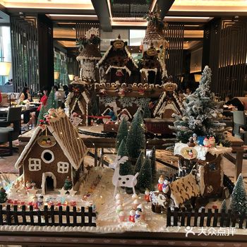 摆盘一般，卖相每一款都不错，看着还是挺吸引眼球的