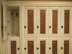 换洗室-新碧水留香新桑拿