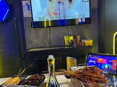 -云晓光头烧烤吧(川沙绿地店)