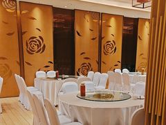 -沁香庭中餐厅·川粤菜(重庆高新假日酒店)