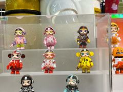 -泡泡玛特POPMART(侨福芳草地店)