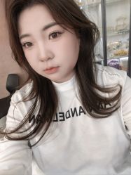 -红馆妆造(中央大街店)