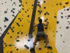 -问山MountQuest攀岩馆