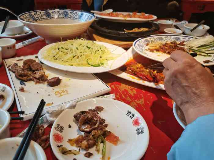 蓉香人民食堂(卓锦城店)-"好久没吃人民食堂了,刚好最近口腔溃疡所以.