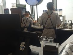 -瑞幸咖啡(绿地锦峰大厦店)