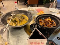 -饭怕鱼·黄焖鲟龙鱼(湖大店)