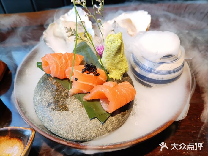 石葵(锦业时代店)三文鱼刺身图片