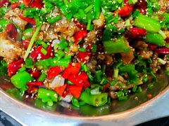 -自贡扛霸子鲜锅兔(江语城店)