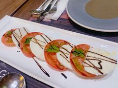 紅白小碟（水牛芝士蕃茄）-OGGI TRATTORIA PIZZERIA(深业上城店)