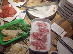 -蒙肥羊·酸汤潮牛·鲜牛肉火锅烤肉自助(岗顶店)