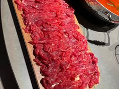 -伴山牛贵州黄牛肉火锅·苗疆非遗艺术餐厅(上海首店)