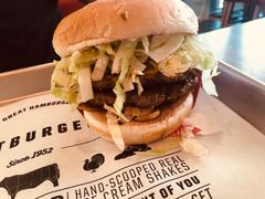 -FATBURGER 特富客汉堡(外交公寓店)
