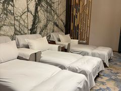 -傲泓度假酒店(河西奥体店)