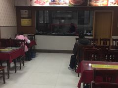 -镇南锅盖面馆(解放路店)