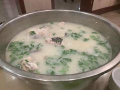 -雪野鱼头大王邢府公老店(雪野湖店)