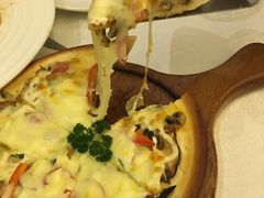 两面的比萨-嘉喜来比萨(罗马花园店)