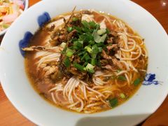 -兵哥豌豆面(雅颂居店)