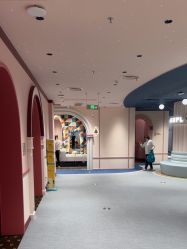 -奈尔宝家庭中心·亲子餐厅(北京东坝万达店)