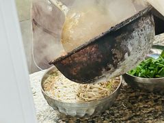 -正宗杨记普洱酸醋米线(总店)