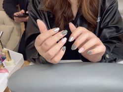 -UGIRL有个美甲