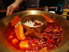 -王婆乔鲜鱼自助火锅(蜀汉路店)