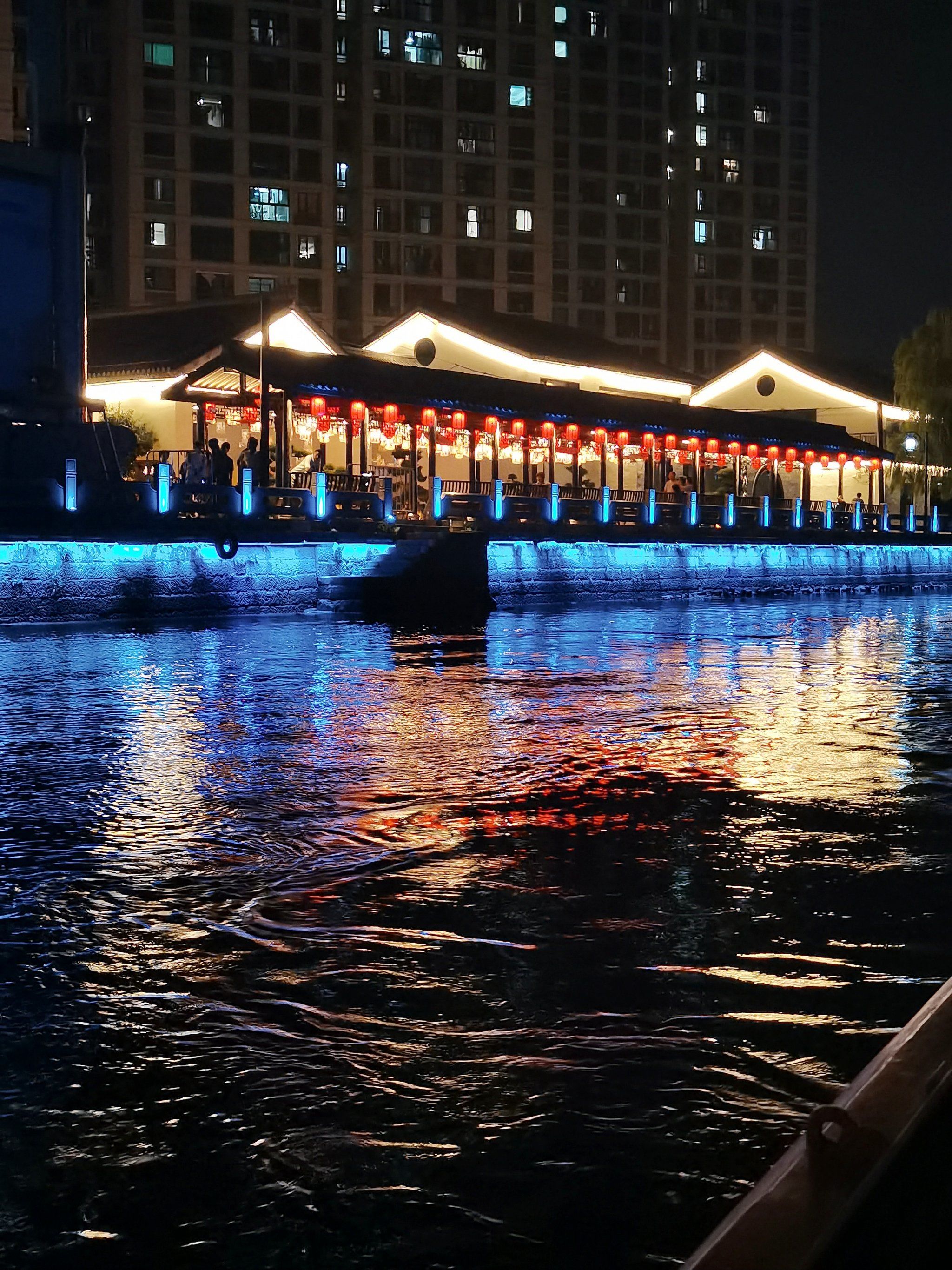 中秋夜游杭州| 古桥夜色美不胜收