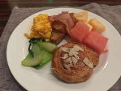 -北京希尔顿逸林酒店-逸轩西餐厅-自助餐厅