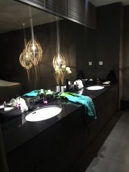 -THANN EXPRESS SPA