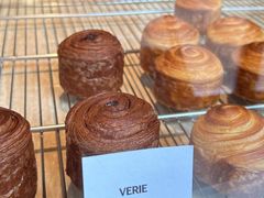 -VERIE BAKEHOUSE