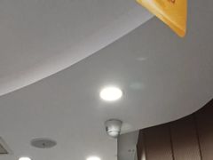 -咿呀口腔(光谷分院)